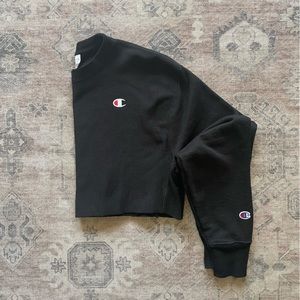 Champion Crop Black Crew Neck Sweatshirt